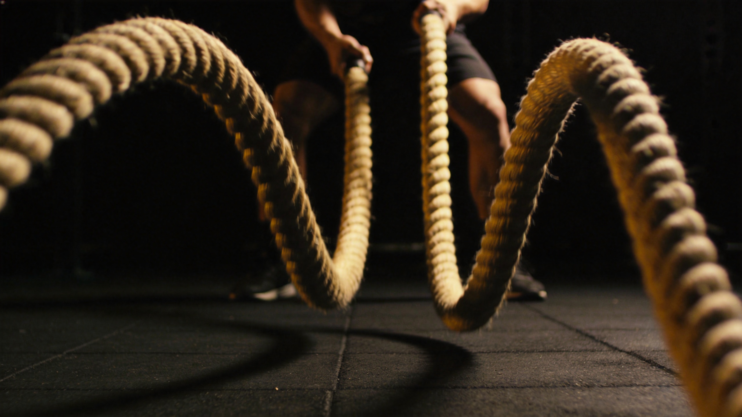 Orthodox vs Southpaw: Does Your Stance Really Matter in MMA?